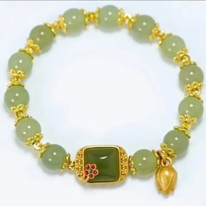 Elegant Chinese Style Beaded Bracelet With Flower Shape Pendant Good Lucky Hand